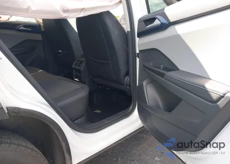 2024 Volkswagen Taos 1.5T Se из США, поврежденный, VIN 3VVEX7B26RM032116